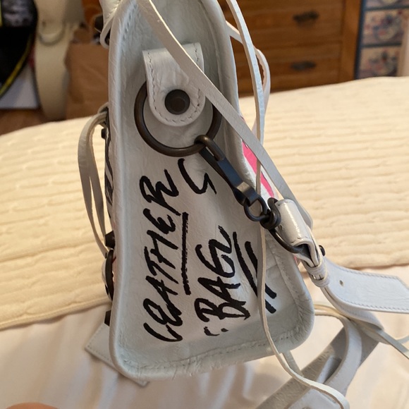 NWT Balenciaga graffiti city bag - Picture 4 of 10